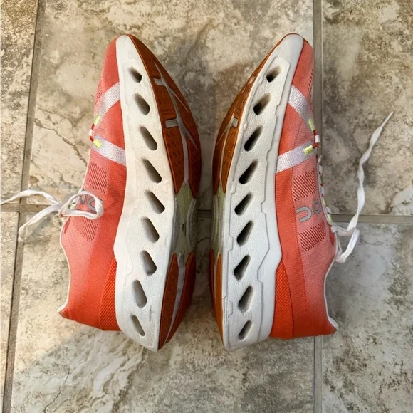 On Cloudeclipse Sneakers — Women’s 8.5 - Picture 4 of 5